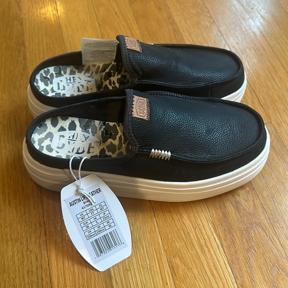 Hey dude - Austin lift leather - black size 7